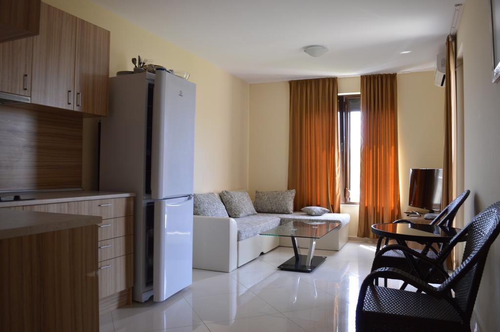 سينيموريتس Afrodita Apartments 2 المظهر الخارجي الصورة
